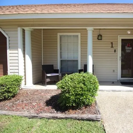 Image 3 - 9 Clairmont Circle, Laurel, MS 39440, USA - House for sale