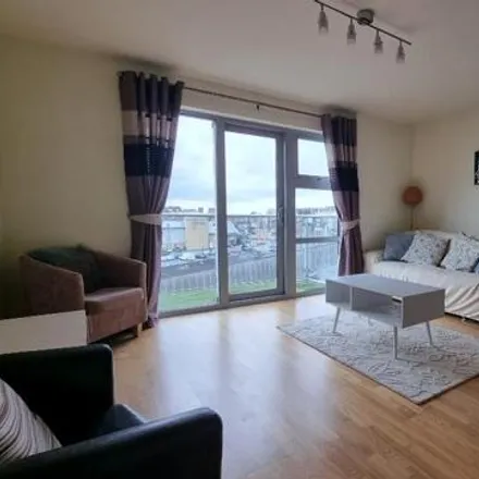 Image 2 - Gatekeepers House, Queen Mary Avenue, London, E18 2FR, United Kingdom - Room for rent
