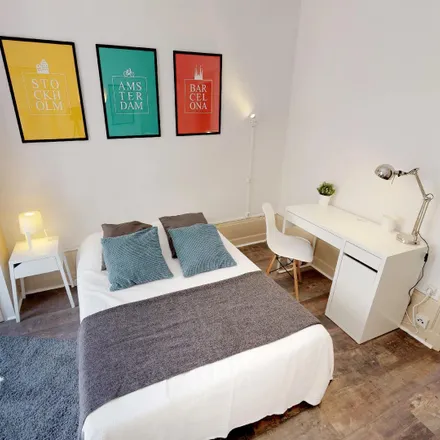 Rent this 4 bed room on 46 Rue de la Claire in 69009 Lyon 9e Arrondissement, France