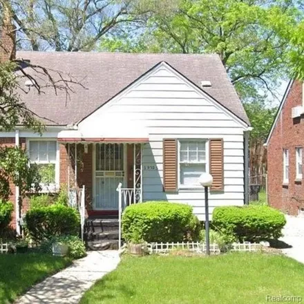 Rent this 3 bed house on 19333 Mansfield Street in Detroit, MI 48235