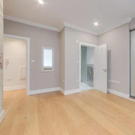 Image 5 - Portico, 3 Parkway, London, NW1 7PG, United Kingdom - Apartment for sale