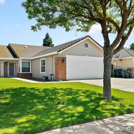 Buy this 3 bed house on 1010 Appalosa Way in Tracy, CA 95376