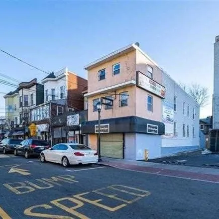 Image 2 - 48th Street at Bergenline Avenue, 48th Street, Union City, NJ 07087, USA - House for sale