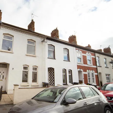 Rent this 3 bed townhouse on Splott Road Baptist Church in Burnaby Street, Cardiff