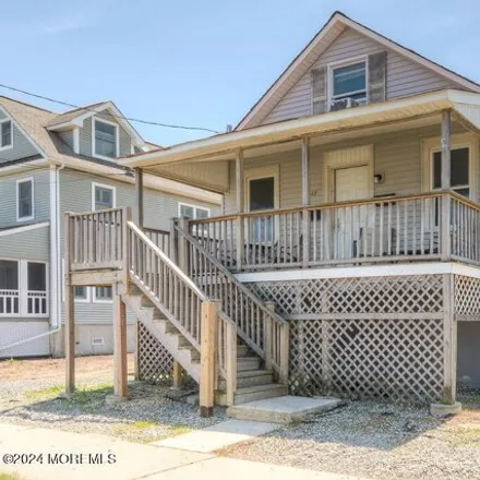 Image 1 - 62 Taylor Avenue, Manasquan, Monmouth County, NJ 08736, USA - House for rent