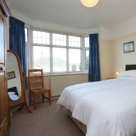 Rent this 2 bed apartment on Bournemouth in Christchurch and Poole, BH6 5PS
