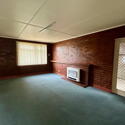 Image 9 - Charcoal Chicken, Kempling Street, Devonport TAS 7310, Australia - Apartment for rent