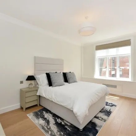Image 5 - 75 South Audley Street, London, W1K 2PA, United Kingdom - Apartment for rent