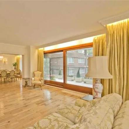 Image 4 - Two Avenue Road, 2 Avenue Road, Primrose Hill, London, NW8 7RB, United Kingdom - Room for rent