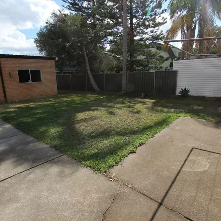 Image 5 - Bensbach Road, Glenfield NSW 2167, Australia - Apartment for rent