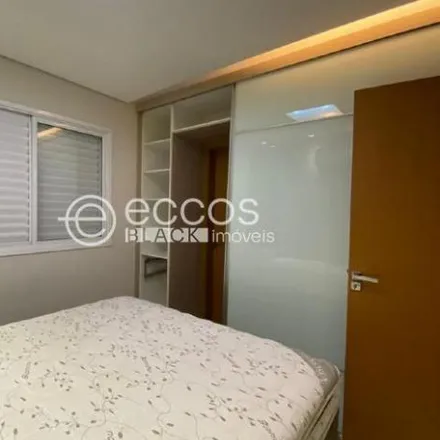 Buy this 2 bed apartment on Avenida Cesário Alvim in Nossa Senhora Aparecida, Uberlândia - MG