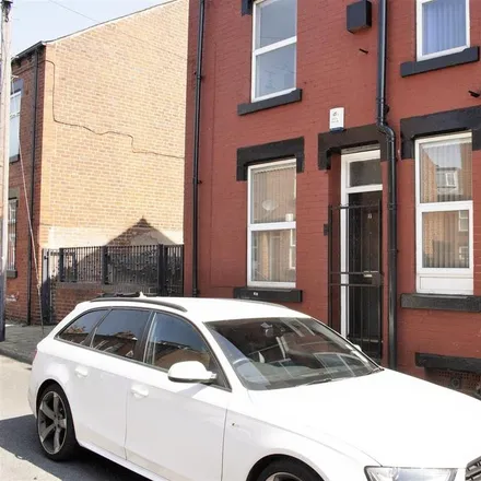 Image 6 - Thornville Avenue, Leeds, LS6 1JS, United Kingdom - House for rent