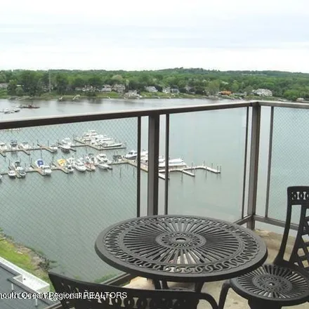 Image 5 - Riverview Towers, Riverside Avenue, Red Bank, NJ 07701, USA - Apartment for rent