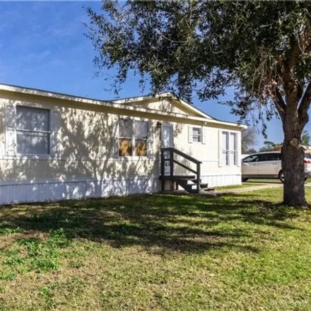 Image 1 - 403 Stone Oak Drive, Royalty House Number 2 and 3 Colonia, Alamo, TX 78516, USA - Apartment for sale