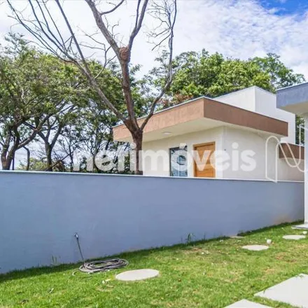 Buy this 3 bed house on Rua Santa Cruz in Lagoinha de Fora, Lagoa Santa - MG