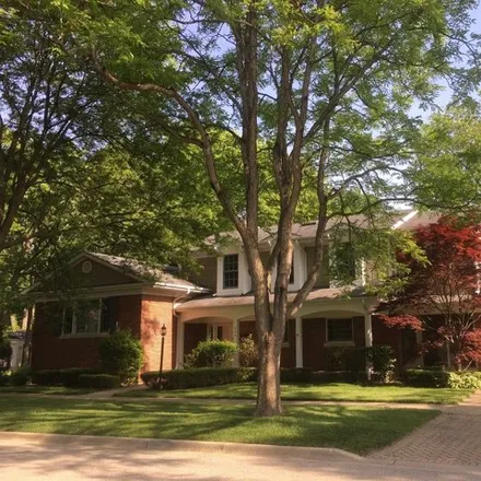 Rent this 4 bed house on 204 Beverly Lane in Glenview, IL 60025