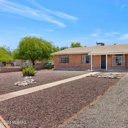 Buy this 3 bed house on 4854 East 13th Street in Tucson, AZ 85711