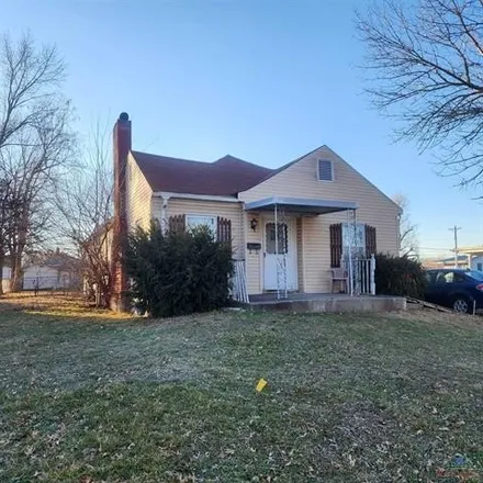 Buy this 3 bed house on 110 South Prospect Avenue in Sedalia, MO 65301