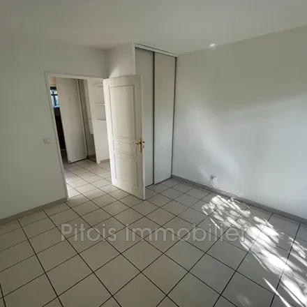 Rent this 3 bed apartment on 10 Chemin des Plaines in 06370 Mouans-Sartoux, France
