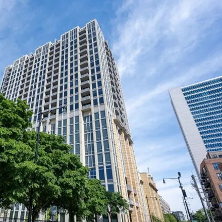 Rent this 2 bed condo on Two River Place in 718-720 North Larrabee Street, Chicago