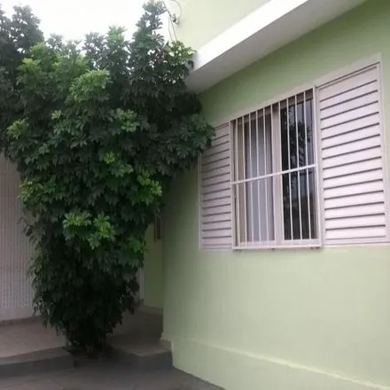Buy this 5 bed house on Salesianos São Carlos in Rua Quinze de Novembro, Vila Nery