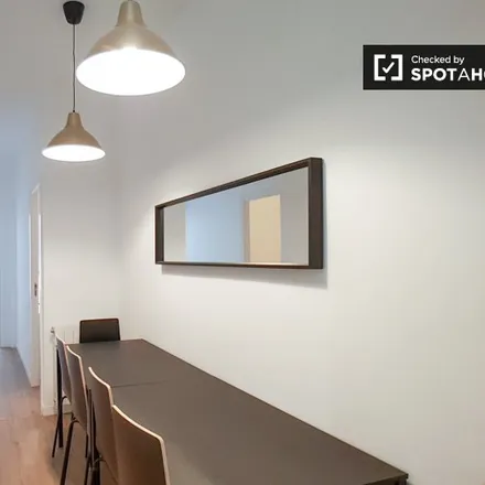 Image 6 - Carrer del Comte Borrell, 104, 08001 Barcelona, Spain - Room for rent