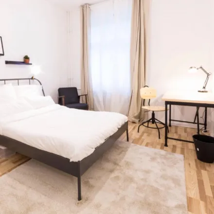 Rent this 3 bed room on Gubener Straße 14 in 10243 Berlin, Germany