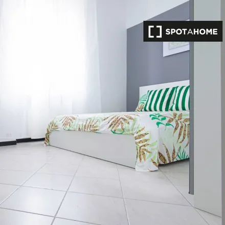 Rent this 4 bed room on Via Cesare Battisti in 16, 20099 Sesto San Giovanni MI