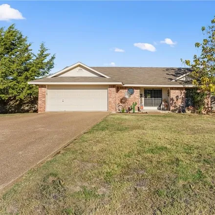 Buy this 3 bed house on 205 Lane Drive in McLennan County, TX 76712