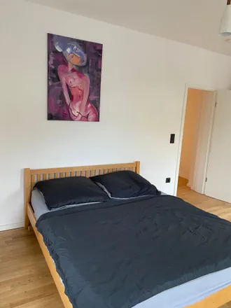 Rent this 2 bed apartment on Erlenbacher Stadtweg 2a in 60437 Frankfurt, Germany