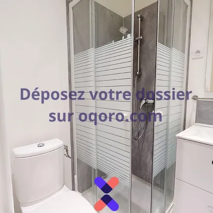 Image 3 - 5 bis Rue Jeanne d'Arc, 59046 Lille, France - Apartment for rent