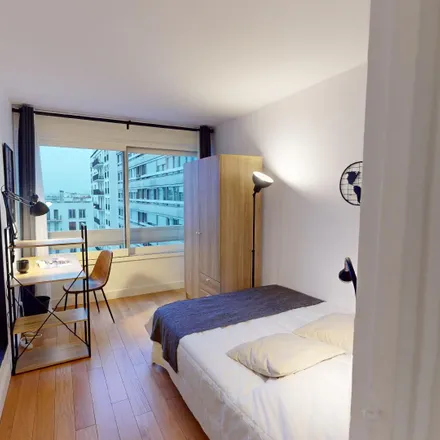 Rent this 5 bed room on 12 Rue de Vouillé