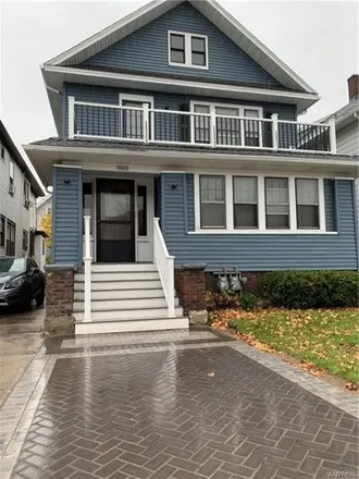 Rent this 3 bed apartment on 1560 Elmwood Avenue in Buffalo, NY 14207