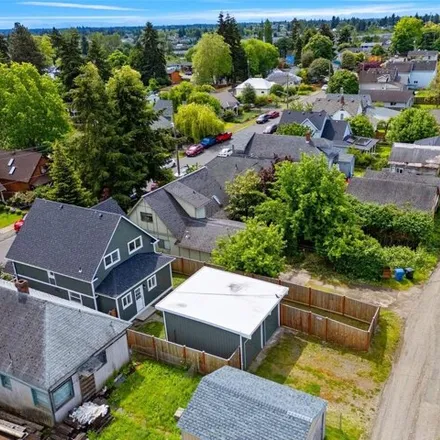 Image 5 - 2314 S Hosmer St, Tacoma, Washington, 98405 - House for sale