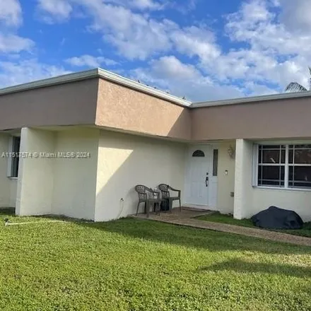 Image 2 - 10454 Southwest 52nd Street, Cooper City, FL 33328, USA - House for sale