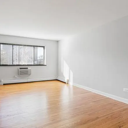 Image 3 - 6759 North Sheridan Road, Chicago, IL 60626, USA - Apartment for rent