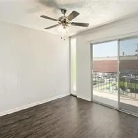 Image 7 - 2900 Cole Street, Austin, TX 78705, USA - Apartment for rent