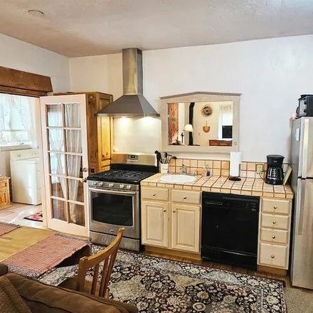 Rent this 1 bed house on Arroyo Seco in NM, 87514