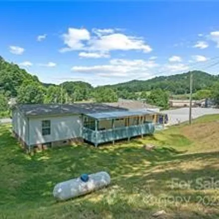 Image 3 - Ledger Baptist Church, Bear Creek Church Road, Normanville, Mitchell County, NC 28705, USA - House for sale