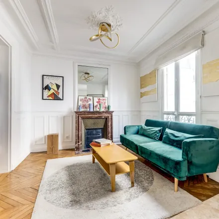 Image 4 - 10 Rue du Four, 75006 Paris, France - Apartment for rent