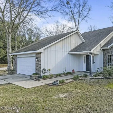 Buy this 3 bed house on 87142 Golf Club Drive in Diamondhead, MS 39525