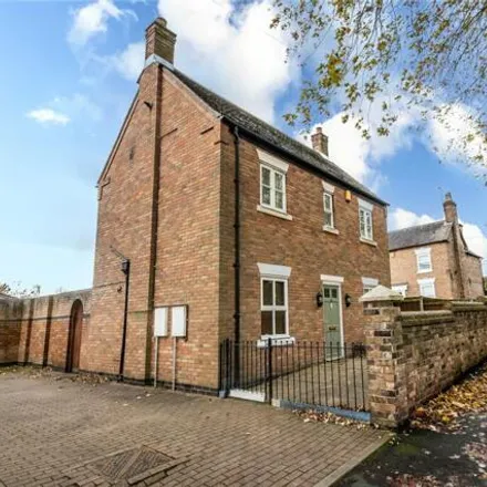 Buy this 3 bed house on Victoria Road in Madeley, TF7 5EZ
