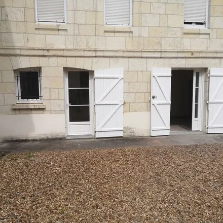 Image 2 - Rue du Maréchal Leclerc, 49400 Saumur, France - Apartment for rent