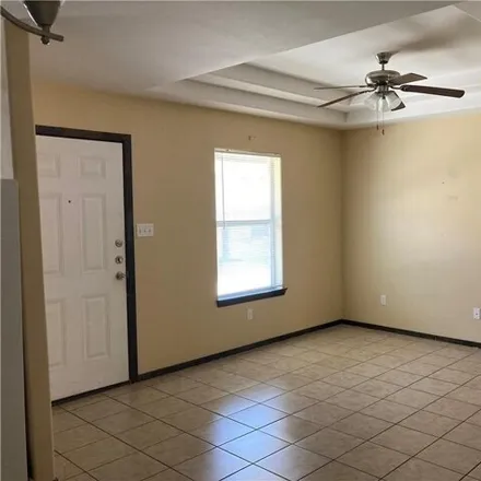 Image 2 - 650 Palm Village Lane, Valley View Estates Colonia, Mission, TX 78572, USA - Apartment for rent