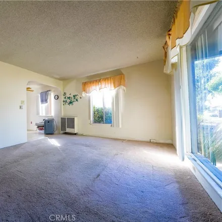 Image 4 - 800 Golden Avenue, Long Beach, CA 90802, USA - House for sale
