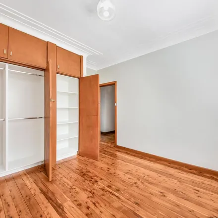 Rent this 3 bed apartment on 1 Ross Street in Epping NSW 2121, Australia