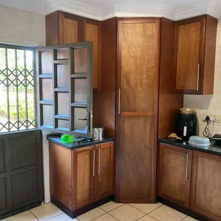 Rent this 3 bed apartment on Glenwood Private School in Glenwood, George
