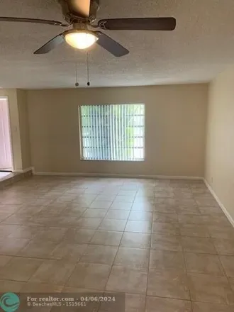Image 4 - 3144 Riverside Drive, Coral Springs, FL 33065, USA - Townhouse for sale