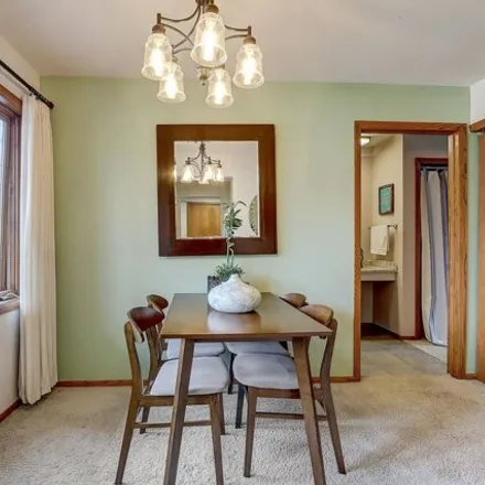 Image 3 - 813 North Holt Circle, Madison, WI 53719, USA - Condo for sale