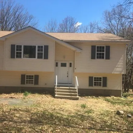 Buy this 4 bed house on 122 Daisy Dr in Effort, Pennsylvania